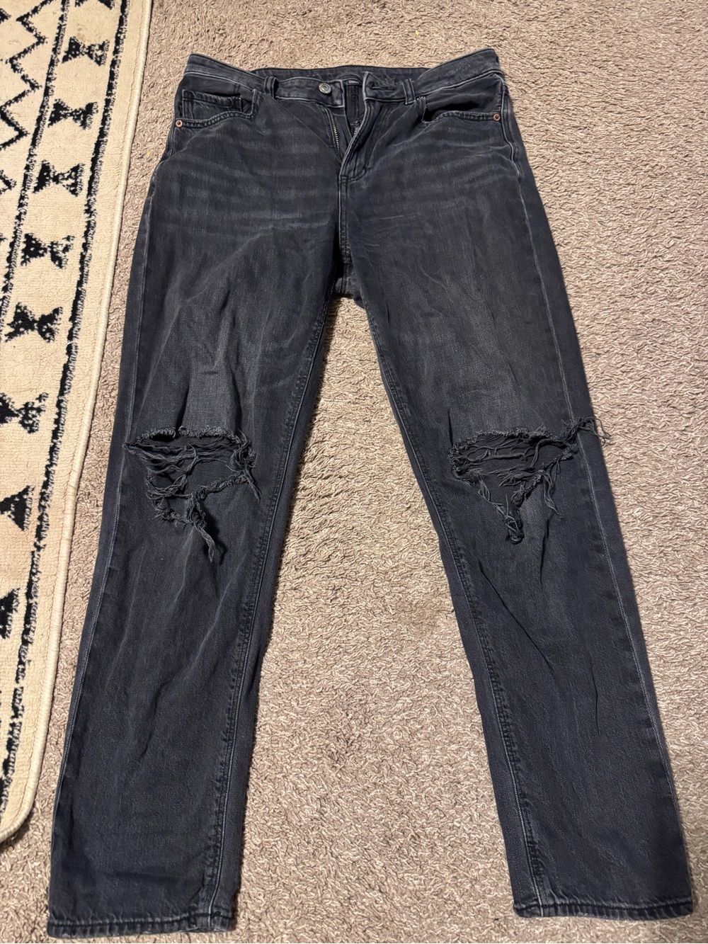 American Eagle Outfitters Black Distressed Skinny Jeans
